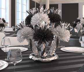 Black-white-wedding-favors